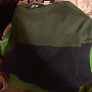 Izod crewneck
